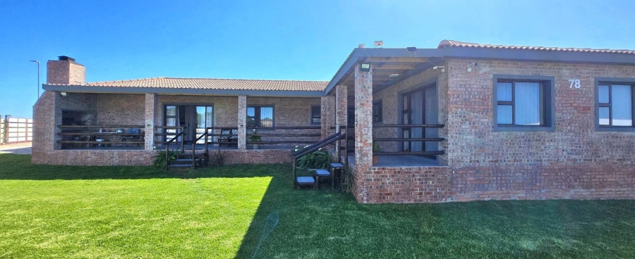 4 Bedroom Property for Sale in Kleinbaai Western Cape
